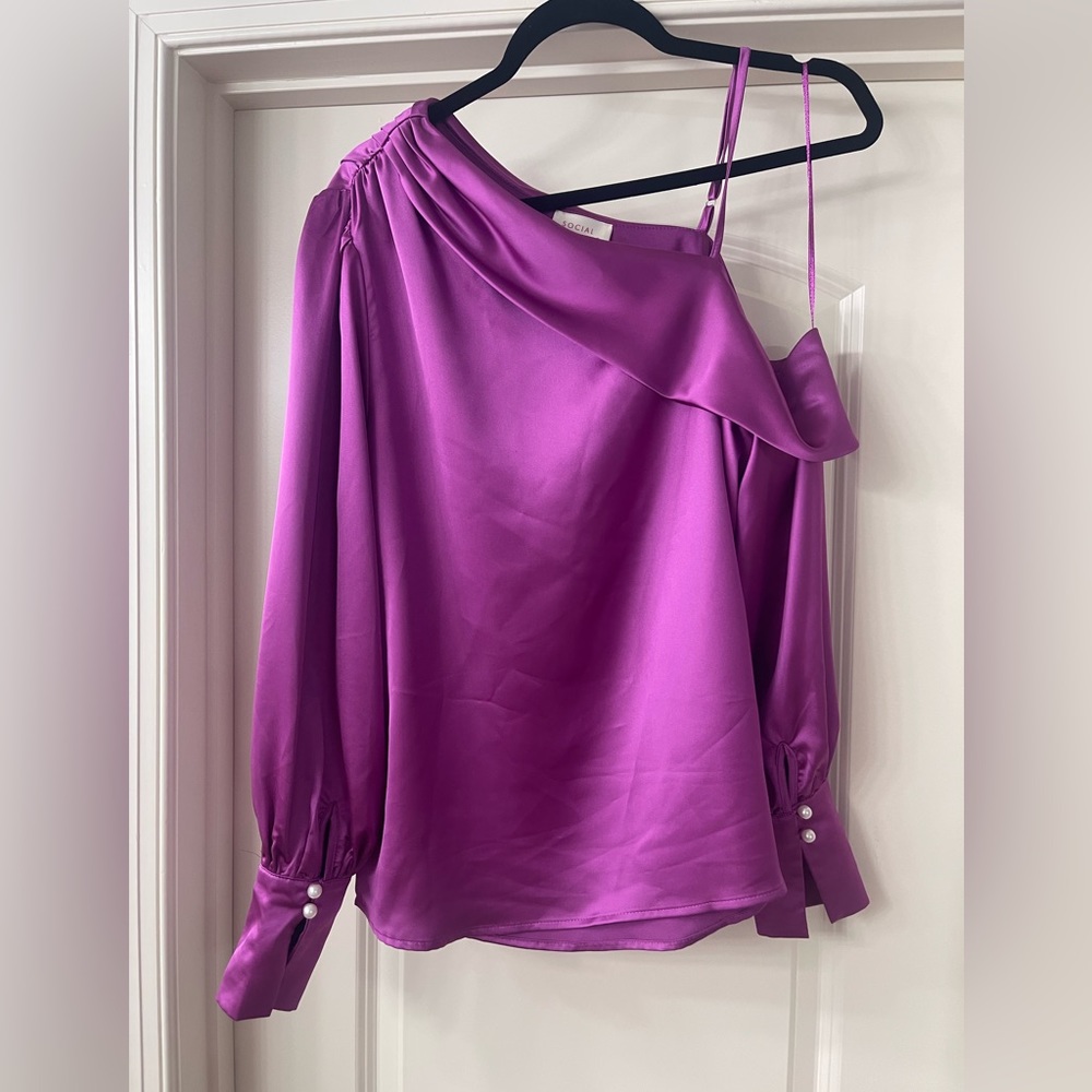 Social House One Shoulder Top (purchased at Boutique)